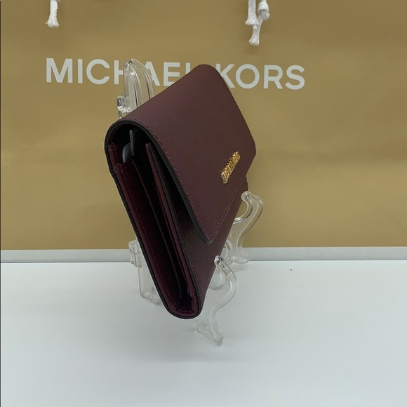 MICHAEL KORS JET SET TRAVEL LG TRIFOLD MERLOT - Picture 5 of 16